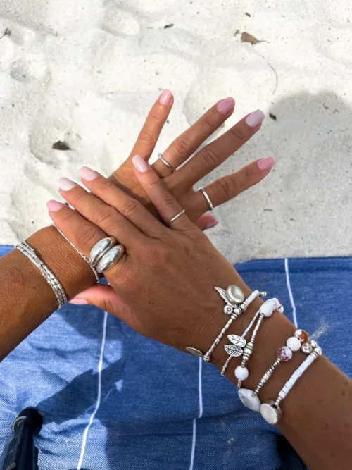 ocean inspired silver jewellery. Pure silver wrap bracelet with agate gemstone for a beach vibes look- water safe for everyday wear. double wrap bracelet