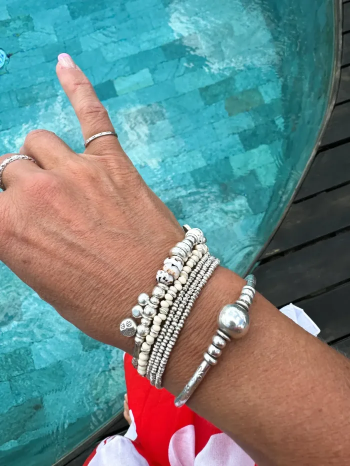 Handmade pure silver bracelet featuring tiger shell– ocean safe jewellery for everyday wear