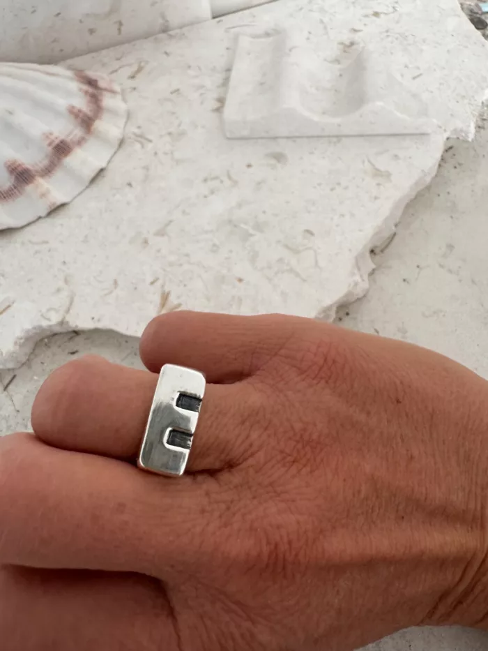 initial sterling silver signet ring E