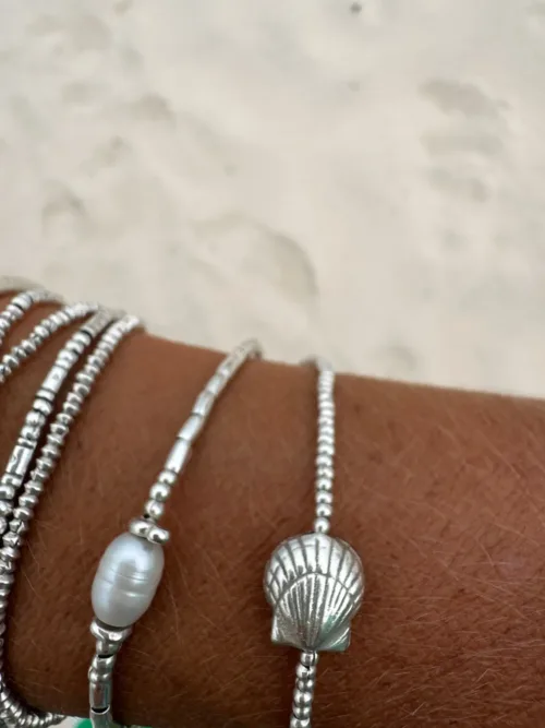 Handmade pure silver bracelet featuring freshwater pearl – ocean safe jewellery for everyday wear