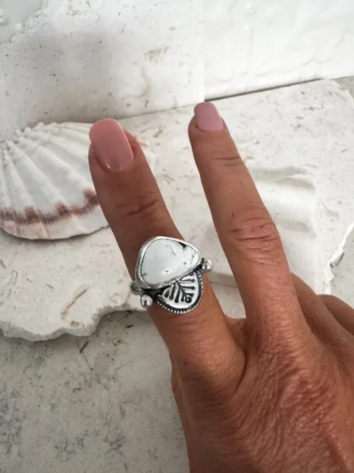 handmade unique sterling silver ring with white buffalo turquoise. one of a kind jewellery