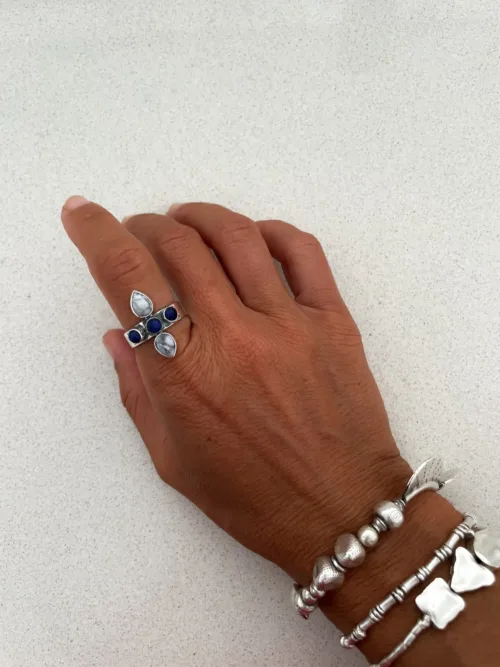 sterling silver multi gemstone ring. Kyanite and hoplite gemstone. Ocean safe