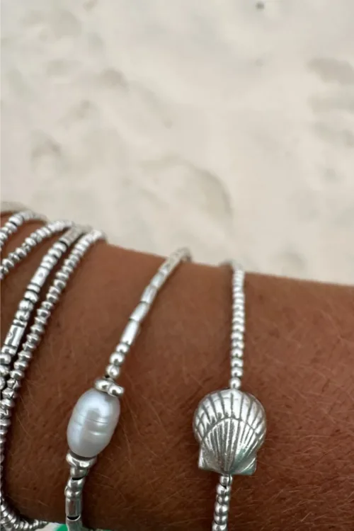 Handmade pure silver bracelet featuring freshwater pearl – ocean safe jewellery for everyday wear