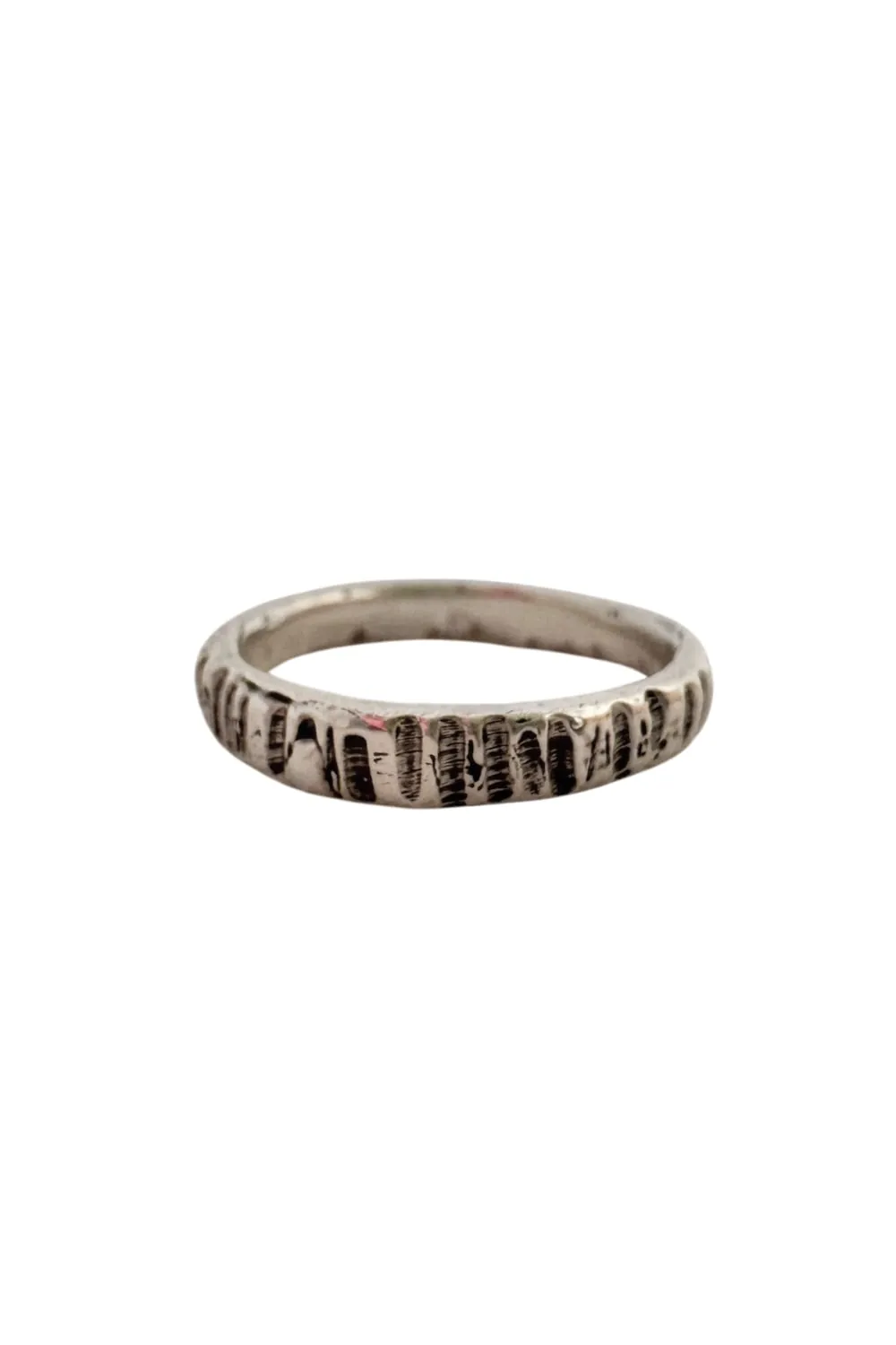 handmade sterling silver etched design ring band.