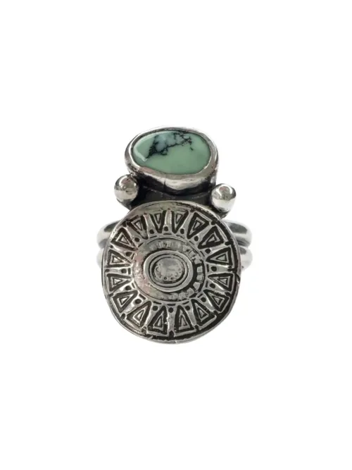 tribal silver round disc with small green variscite gemstone. Handmade sterling silver ring ocean safe