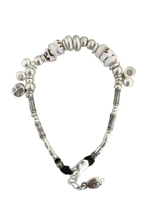 Handmade puxare silver bracelet featuring tiger shell– ocean safe jewellery for everyday wear