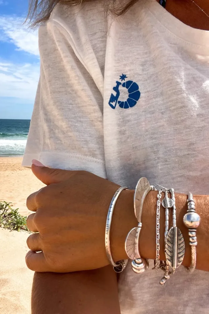 pure silver bracelet with large leaf centre. ocean safe silver jewelry