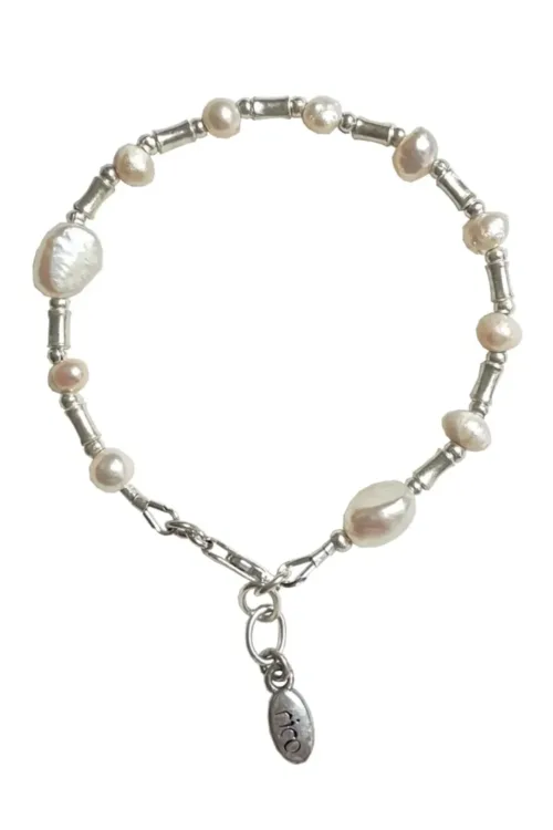 women's silver and freshwater pearl bracelet.