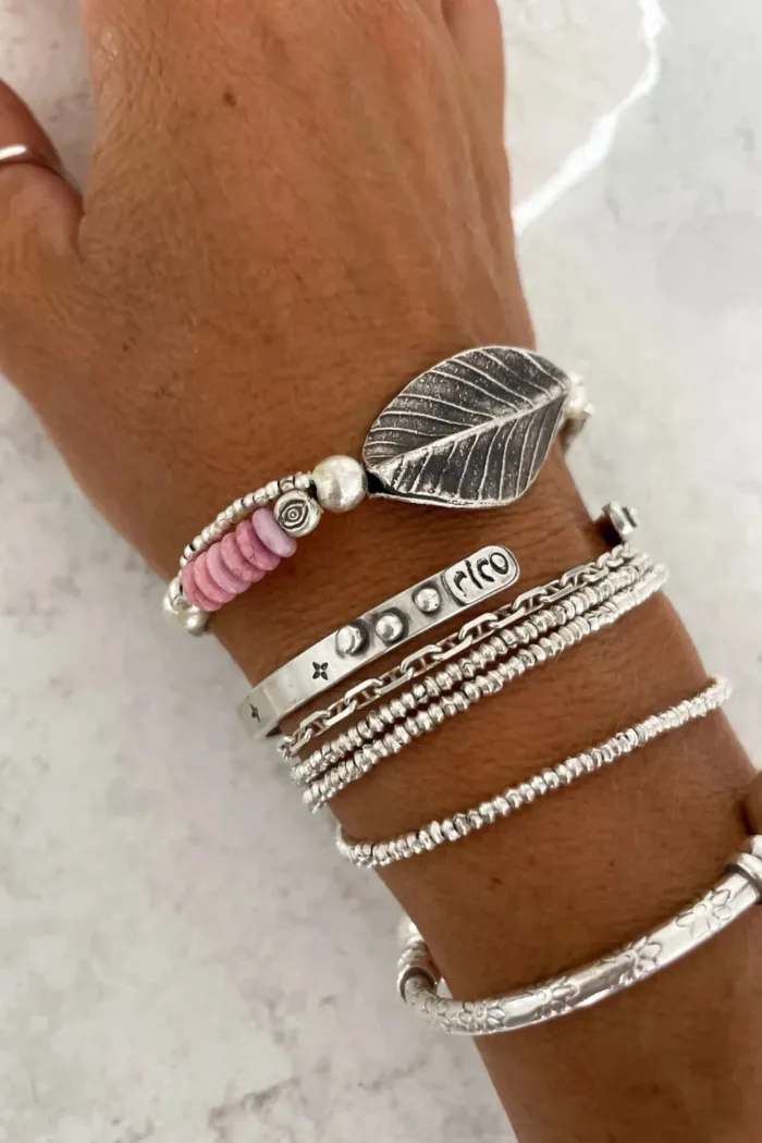 pure silver bracelet with large leaf centre. and pop of colour for your summer bracelet stack. ocean safe silver jewelry