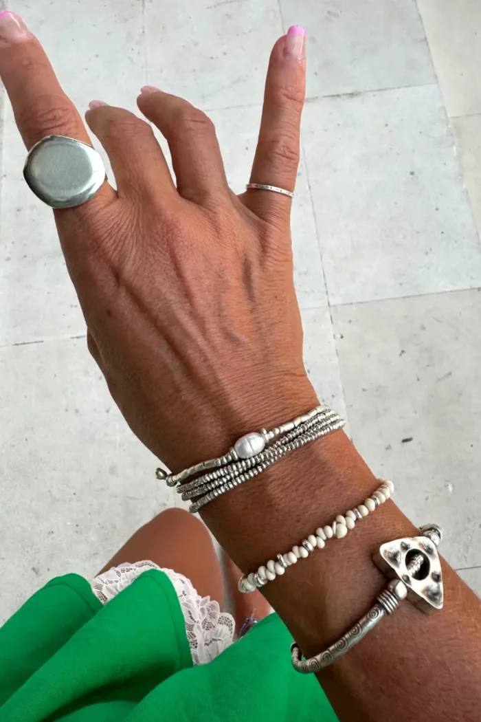 Handmade pure silver bracelet featuring freshwater pearl – ocean safe jewellery for everyday wear