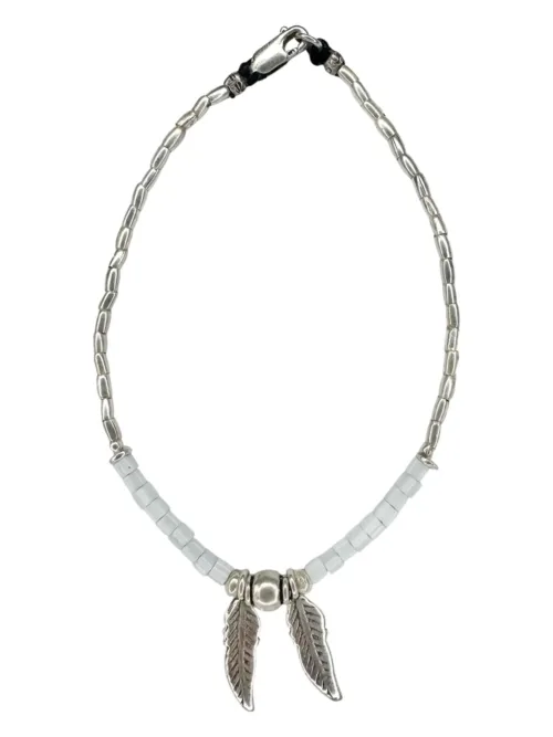 pure silver anklet with white or turquoise blue seed bead. Featuring pure silver feather charms. Ocean safe