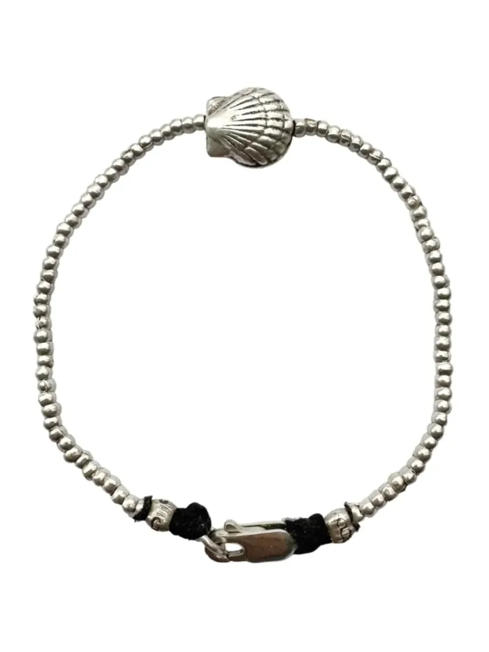 ocean inspired - minimal style silver clam shell bracelet. Tug proof - perfect for active mums. ocean safe