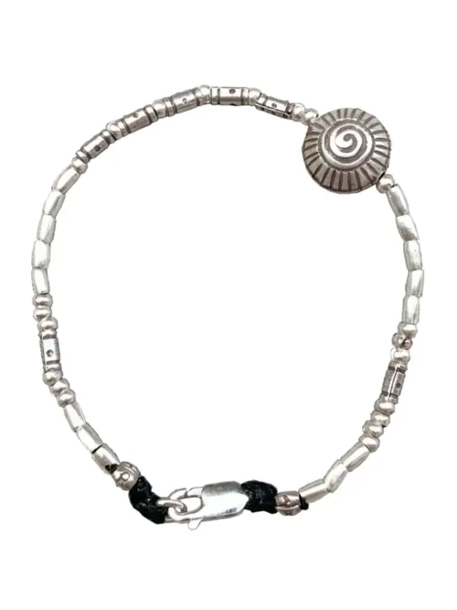 ocean inspired - minimal style silver clam shell bracelet. Tug proof - perfect for active mums. ocean safe