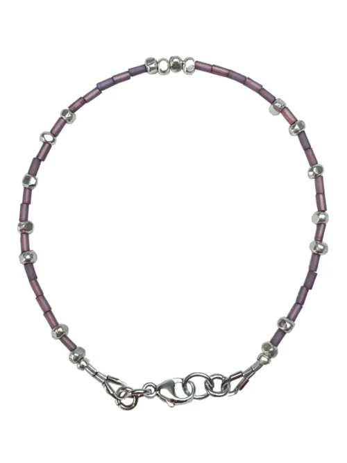 dusty pink seed bead bracelet. a dainty minimal style bracelet combined with pure silver