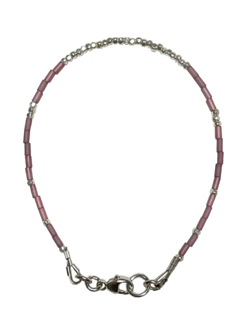 dusty pink seed bead bracelet. a dainty minimal style bracelet combined with pure silver