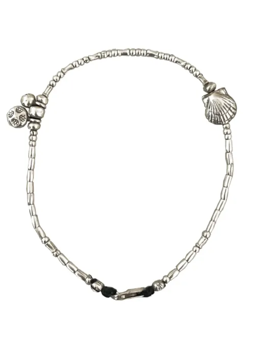 beach inspired pure silver anklet with silver clam shell. Everyday staple jewellery - designed to wear everyday. Ocean safe