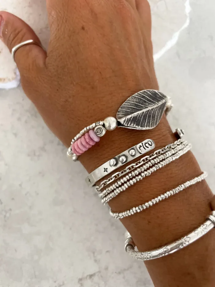 pure silver bracelet with large leaf centre. and pop of colour for your summer bracelet stack. ocean safe silver jewelry