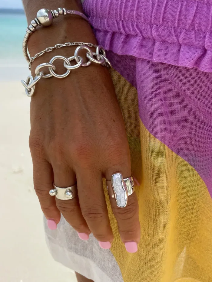 handmade chunky sterling silver round link bracelet. chunky styler - perfect for bracelet stack and everyday wear. Ocean safe