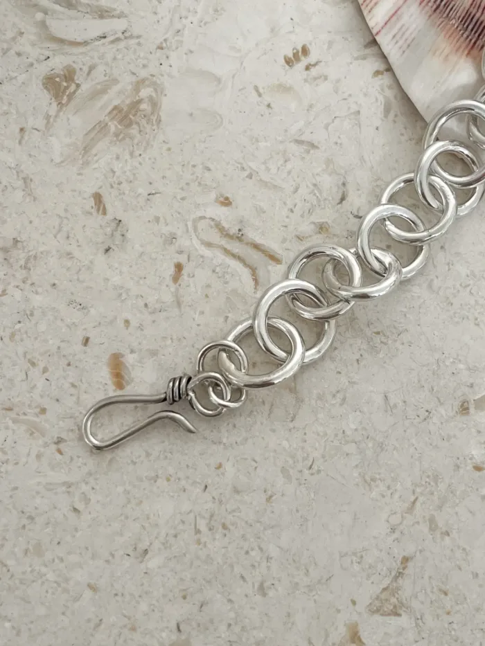 handmade chunky sterling silver round link bracelet. chunky styler - perfect for bracelet stack and everyday wear. Ocean safe