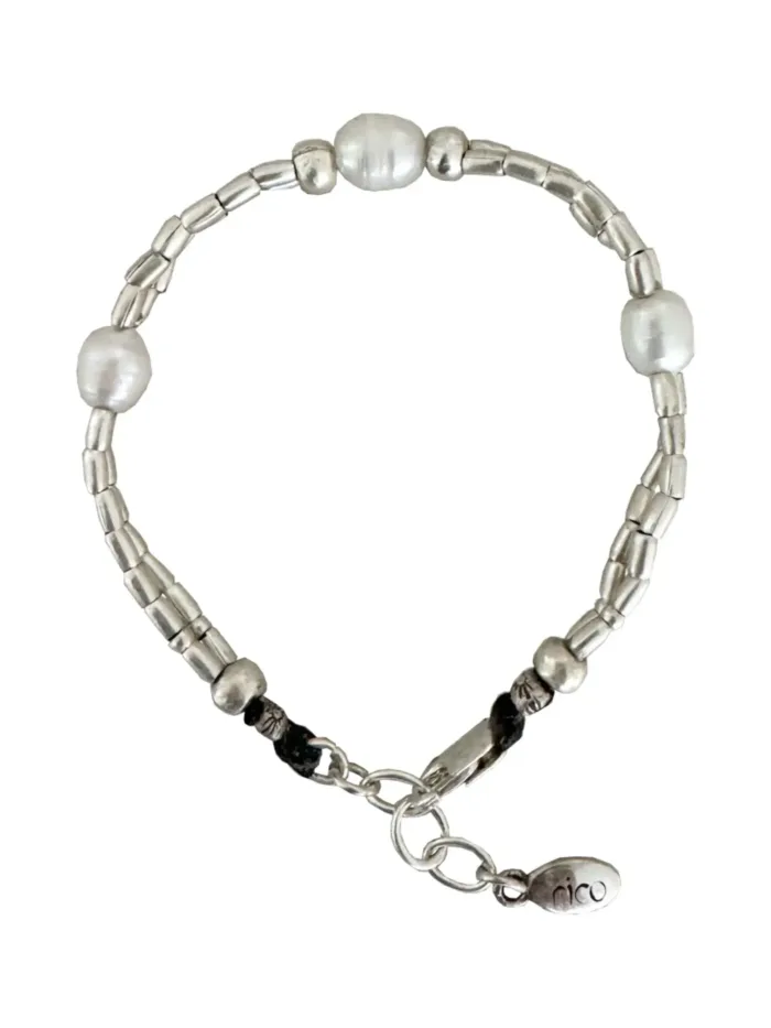 Handmade pure silver bracelet featuring freshwater pearl – ocean safe jewellery for everyday wear