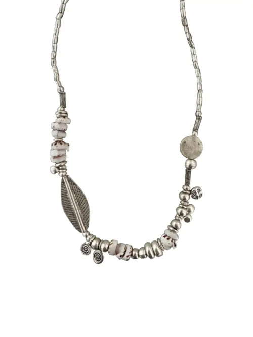 Chunky pure silver short necklace featuring natural tiger shells for a beach vibes look- ocean safe silver necklace made for everyday wear