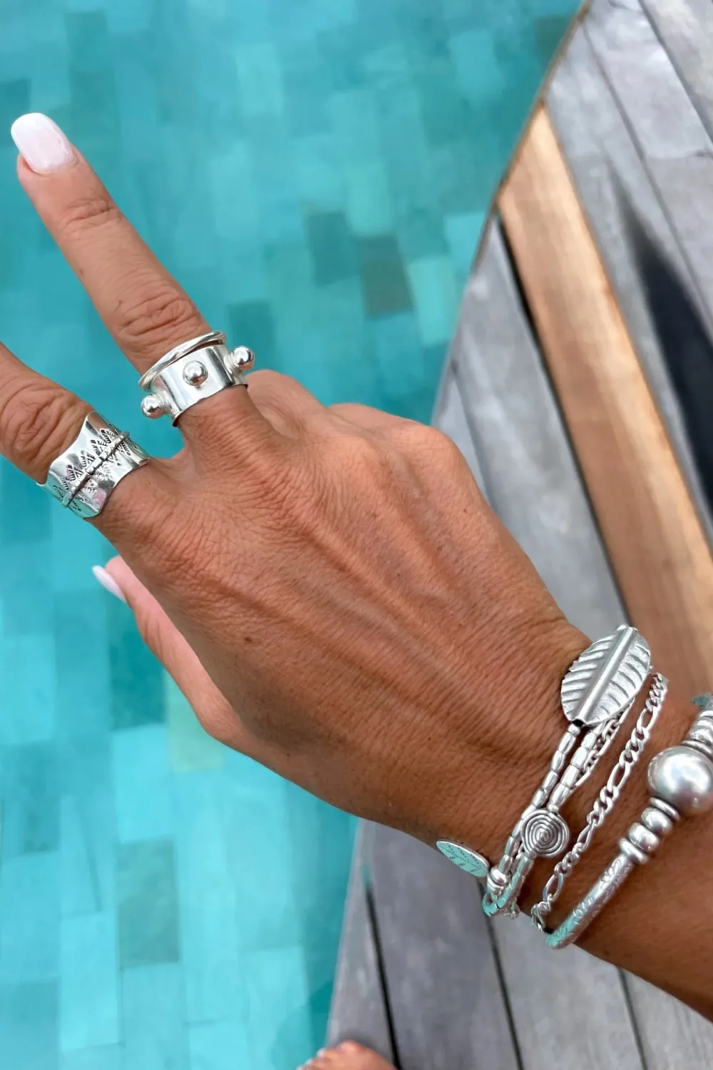 pure silver bracelet with large leaf centre. ocean safe silver jewelry