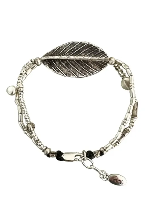 pure silver bracelet with large leaf centre. the perfect addition to add texture to your bracelet stack. ocean safe silver jewelry